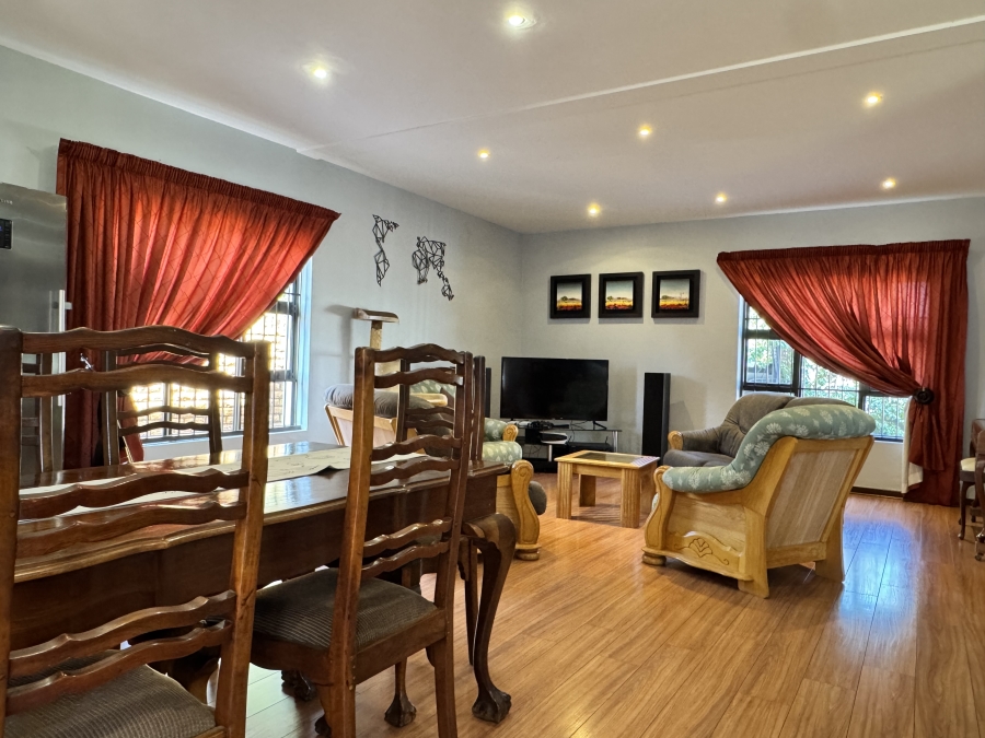 To Let 3 Bedroom Property for Rent in La Hoff North West